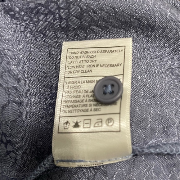 Steve Madden Viscose/ Rayon Cropped Button-Up Top SZ XS - Picture 8 of 14